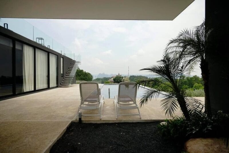 S Hill Villa 6PN