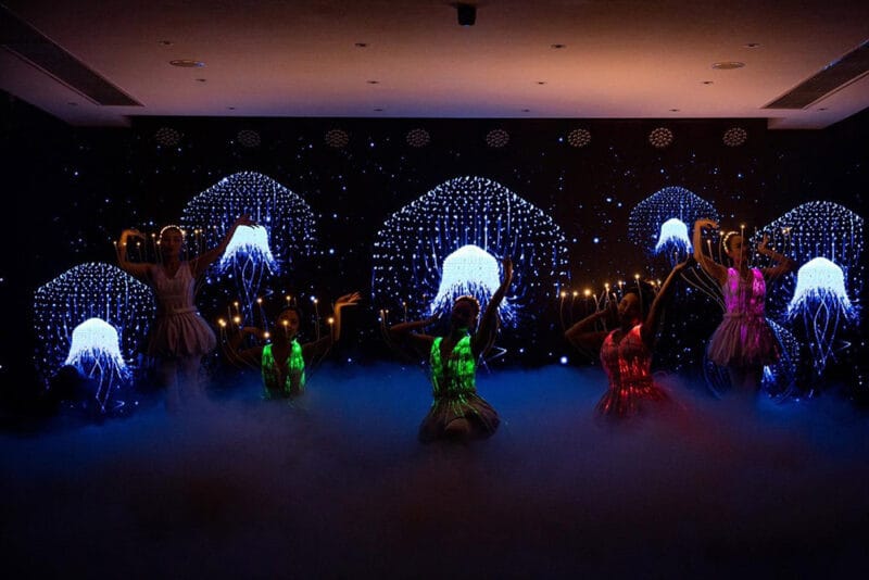 Du thuyền tiếng 360 chỗ: Paradise Delight khởi hành Tối: 18:00 - 21:30