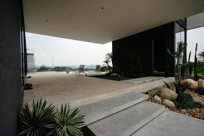 S Hill Villa 6PN