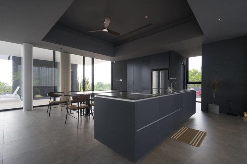 S Hill Villa 6PN