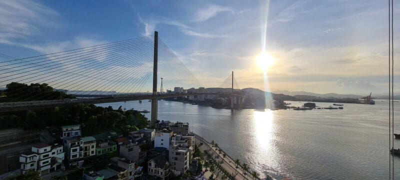Khách sạn Mường Thanh Luxury Hạ Long Center